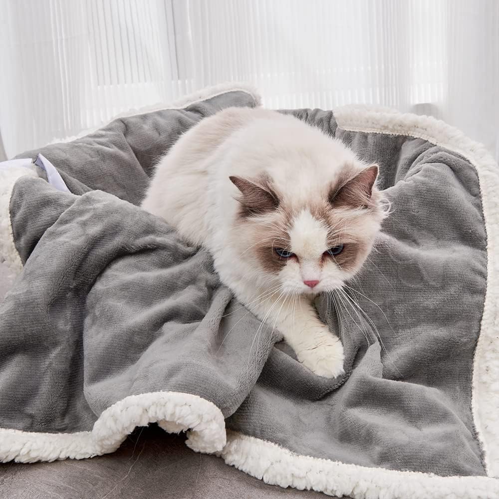 Waterproof Washable Pet Blanket, Soft Sherpa Fleece Reversible Throw for Beds, Couches & Cars, 25x30" - Image 2