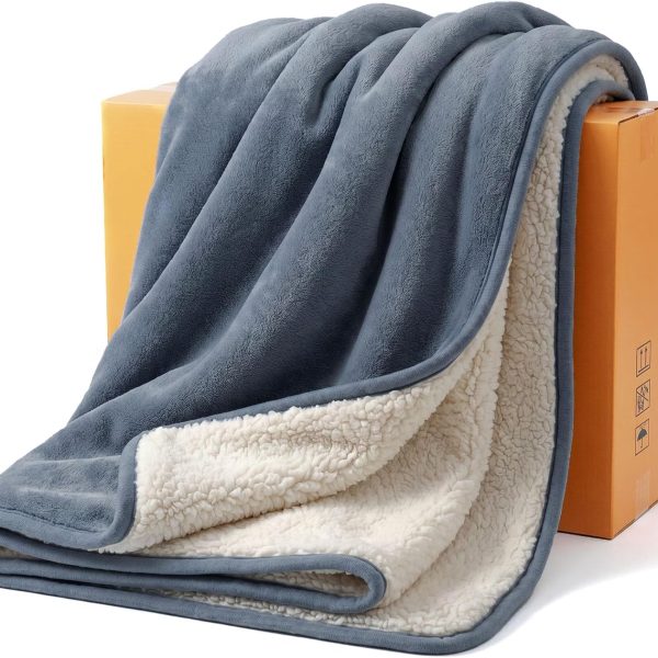 Waterproof Pet Blanket for Small Dogs, Soft Protective Throw for Beds & Couches