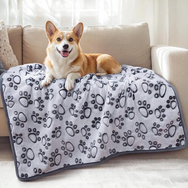 Fluffy Paw Print Pet Blanket, Soft Fleece Throw for Small, Medium & Large Dogs & Cats